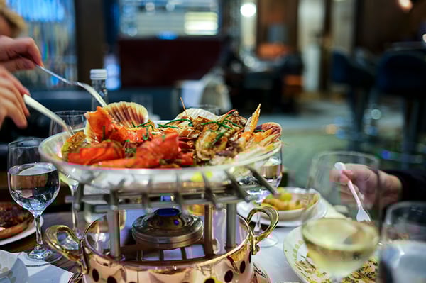 From Meal to Moment: The Rise of Immersive Dining Experiences
