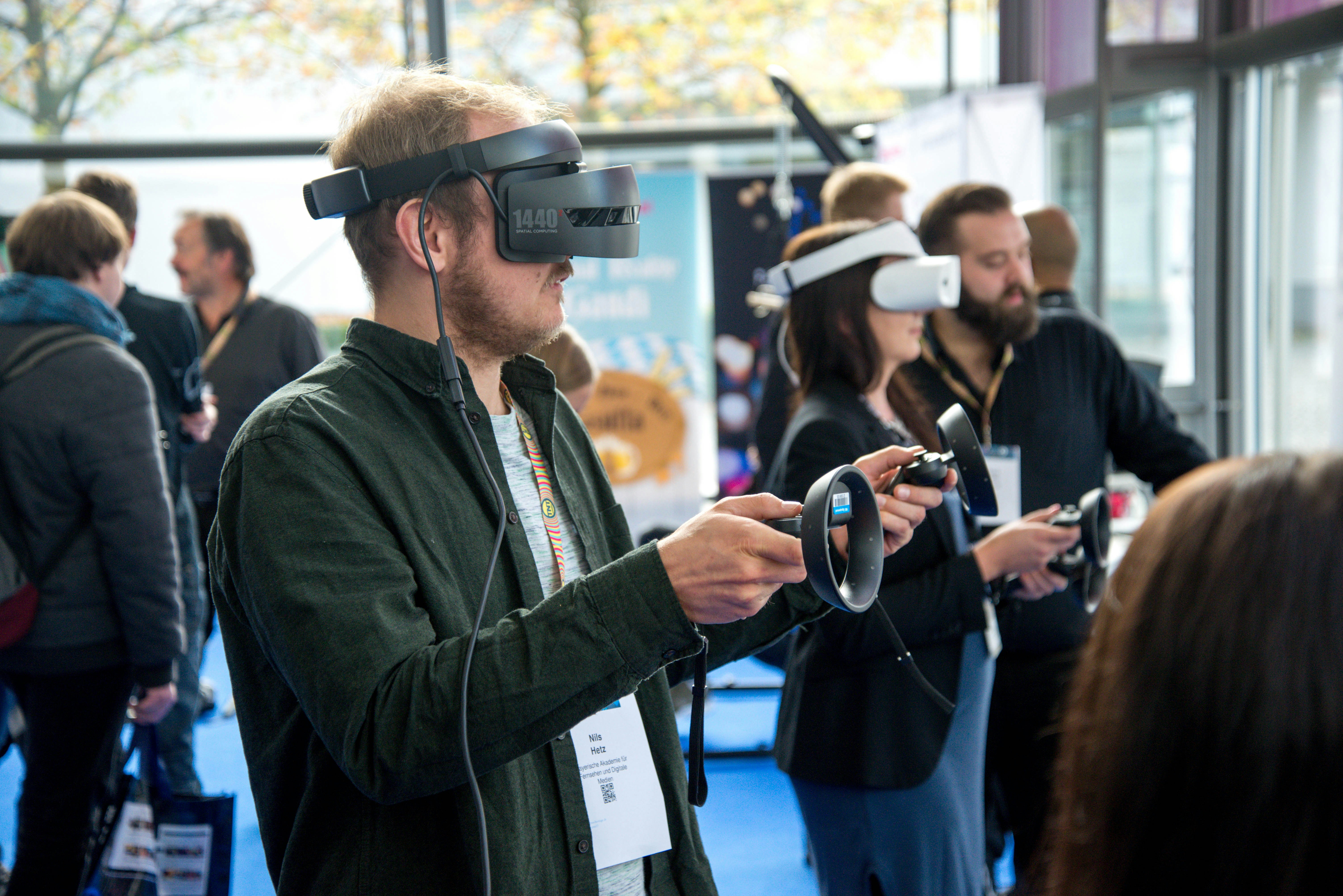 Beyond the Plate: How AR & VR Serve Up Immersive Food Journeys